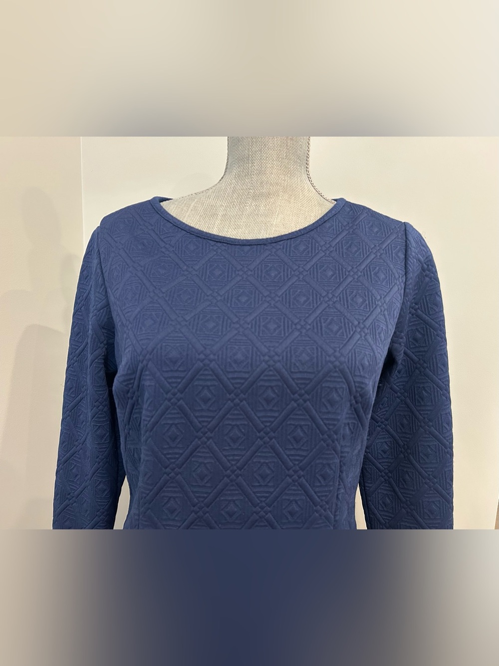 Betsey Johnson Size 8 Textured Geometric Diamond Dress Long Sleeve Navy Blue - Picture 4 of 16